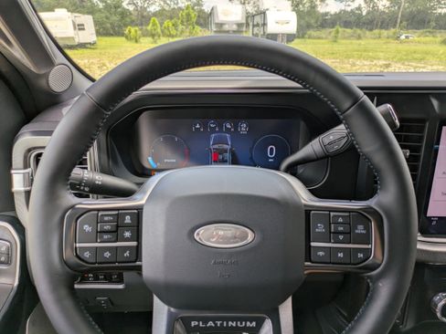 New 2025 Ford F350 Platinum w/ FX4 Off-Road Package image 23