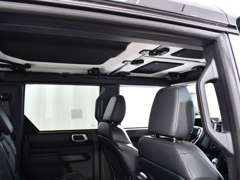 New 2025 Ford Bronco Badlands image 18