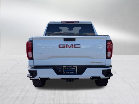 Used 2023 GMC Sierra 1500 Elevation w/ X31 Off-Road Package AWD/4WD image 4