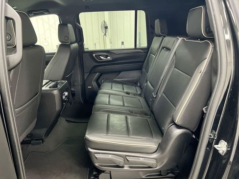 Used 2024 GMC Yukon XL SLT AWD/4WD image 22