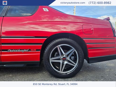 Used 2004 Chevrolet Monte Carlo SS w/ Dale Earnhardt Jr. Package image 9