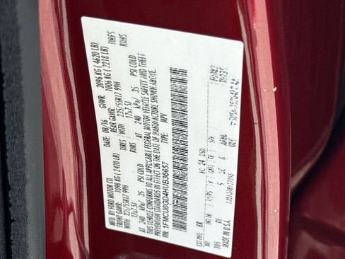 Used 2017 Ford Escape SE w/ SE Leather Comfort Package image 42