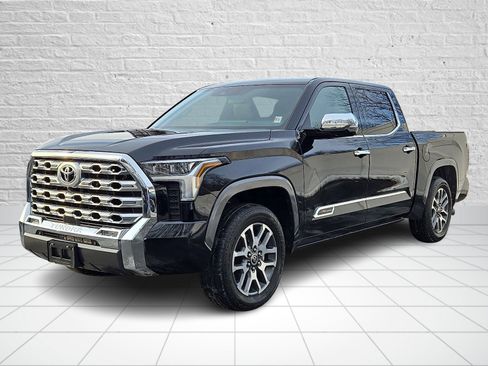 Used 2023 Toyota Tundra 1794 Edition image 3