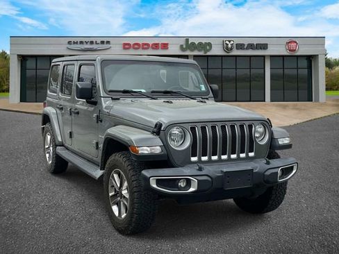 Used 2020 Jeep Wrangler Unlimited Sahara image 1