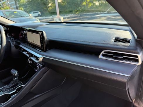 Used 2024 Kia K5 GT-Line image 31