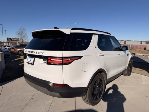 Used 2020 Land Rover Discovery HSE image 5