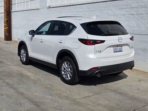 Used 2023 MAZDA CX-5 AWD 2.5 S w/ Preferred Package image 4