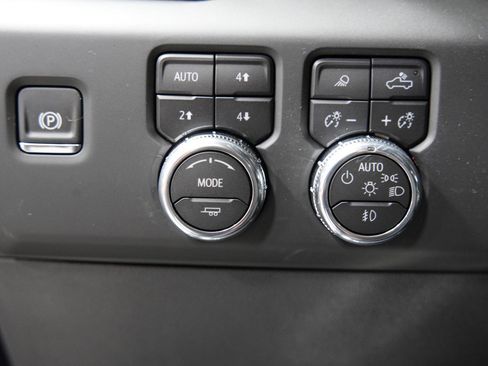 New 2026 GMC Sierra 1500 Denali w/ Denali Reserve Package image 32