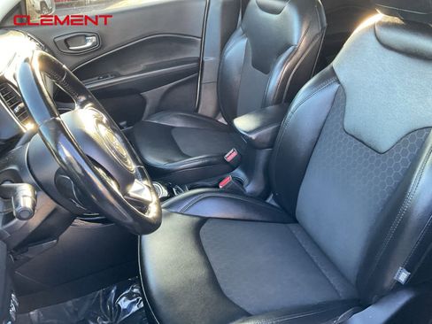 Used 2021 Jeep Compass Latitude image 15