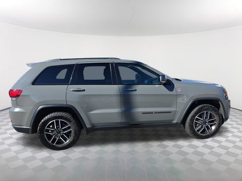 Used 2021 Jeep Grand Cherokee Trailhawk w/ Trailhawk Luxury Group image 2
