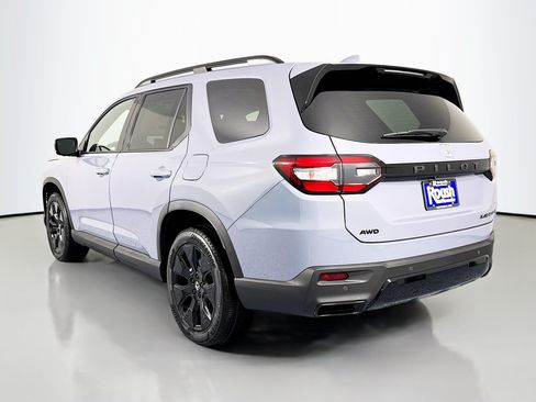 New 2026 Honda Pilot Black Edition image 7