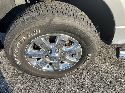 Used 2014 Ford F150 XLT w/ XLT Chrome Package AWD/4WD image 19