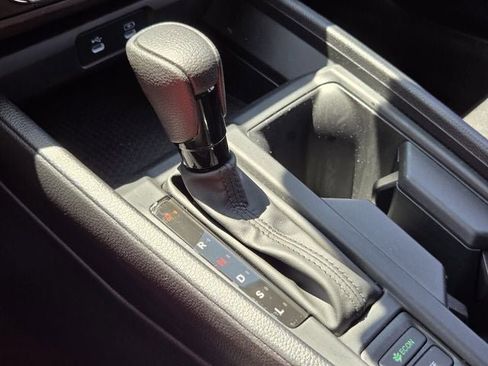 Used 2025 Honda Accord LX image 15