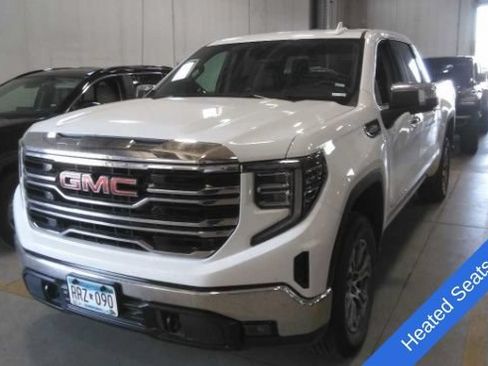 Used 2025 GMC Sierra 1500 SLT AWD/4WD image 6