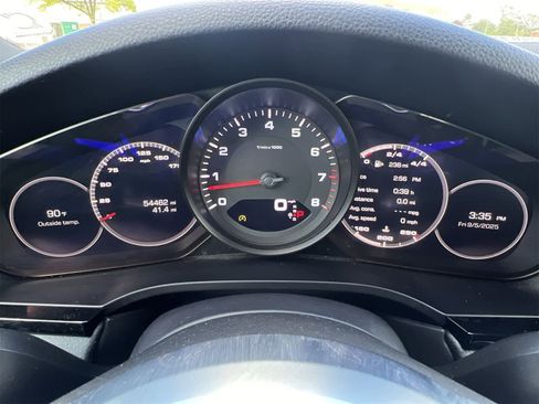 Used 2019 Porsche Cayenne image 34