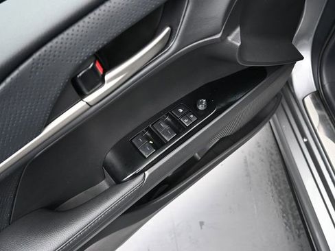 Used 2025 Toyota Camry LE image 22