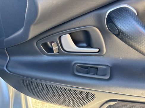 Used 2002 Honda S2000 image 17