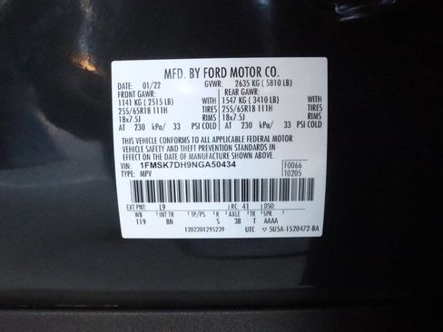 Used 2022 Ford Explorer XLT image 15