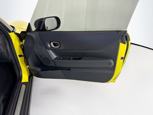 New 2026 MINI Cooper 2-Door Hardtop image 25