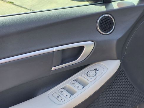 Used 2025 Hyundai Sonata SEL FWD image 10