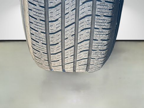 Used 2024 Toyota Tacoma SR5 w/ SR5 Upgrade Package image 39