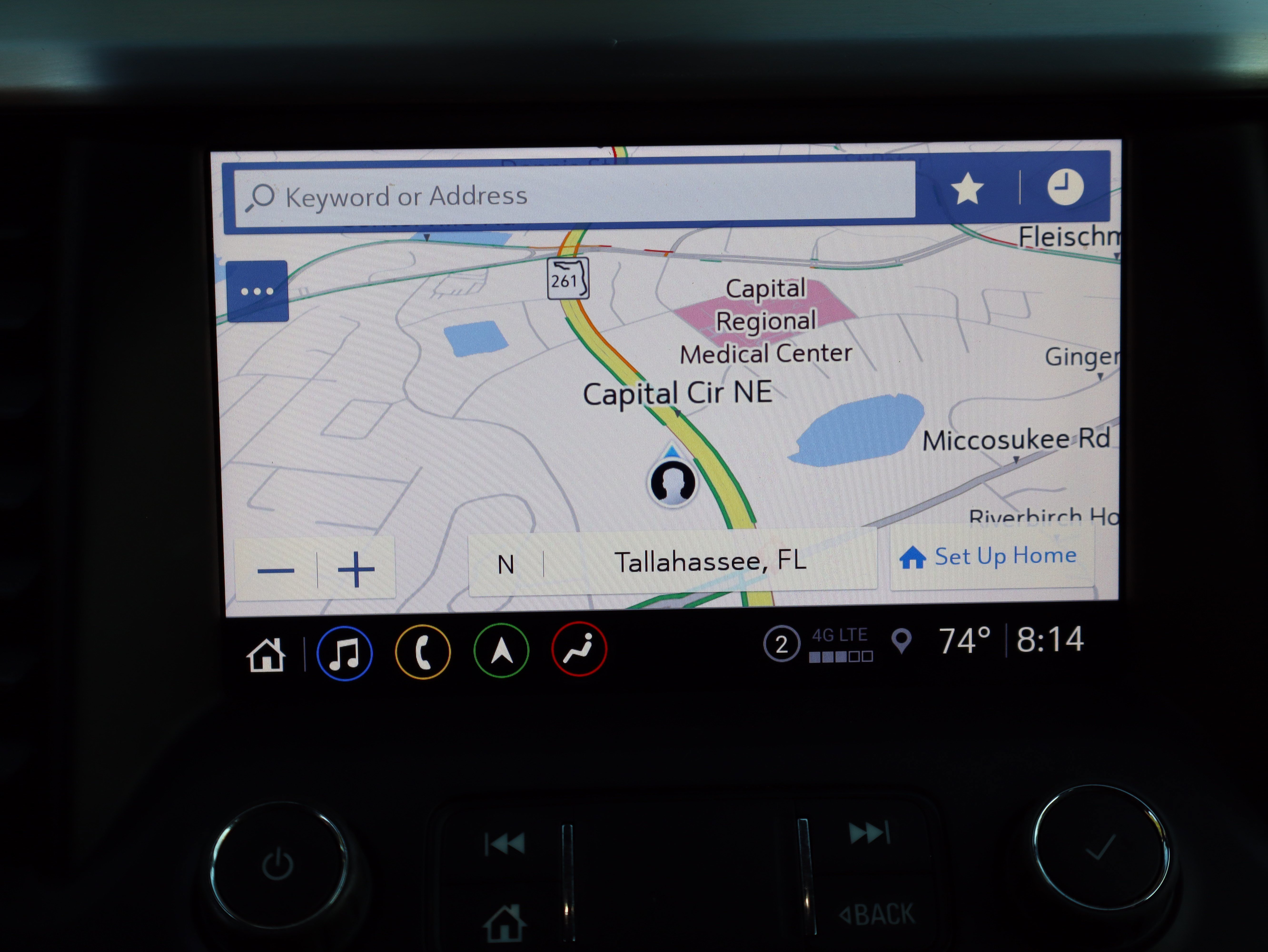 Used 2023 GMC Acadia SLE w/ Driver Convenience Package FWD image 30