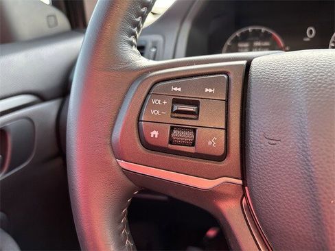 Used 2025 Honda Ridgeline Sport image 39