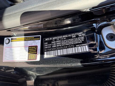 Used 2024 Mercedes-Benz GLC 300 image 37