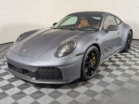 Certified 2025 Porsche 911 Carrera 4 GTS AWD/4WD image 1