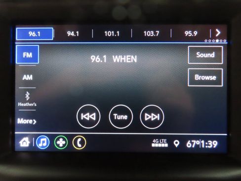 Used 2020 Chevrolet Silverado 1500 Custom Trail Boss image 15