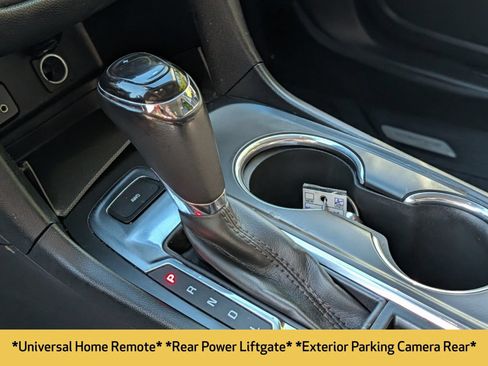 Used 2018 Chevrolet Equinox LT AWD/4WD image 9
