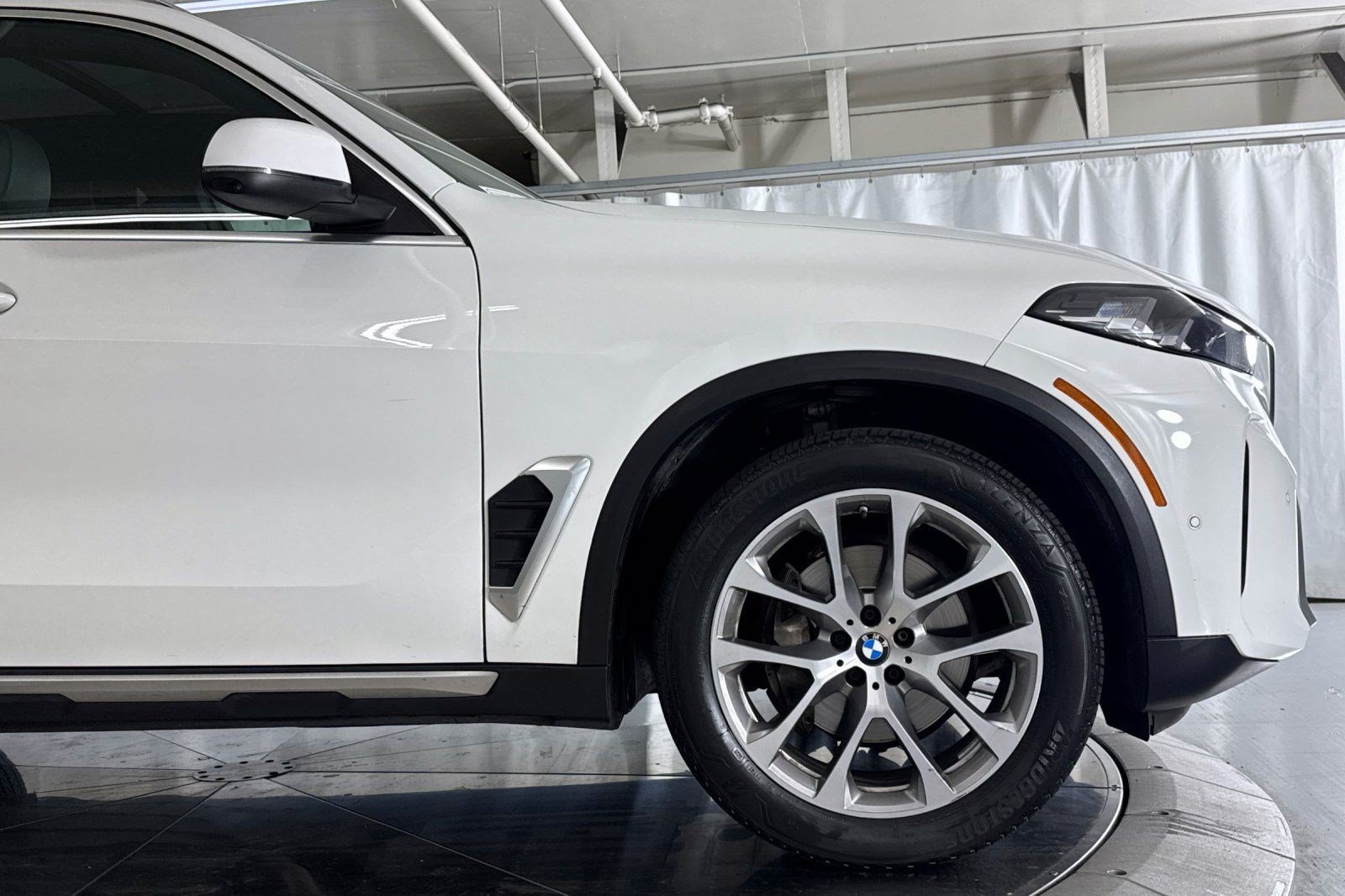 Used 2024 BMW X5 sDrive40i RWD image 38