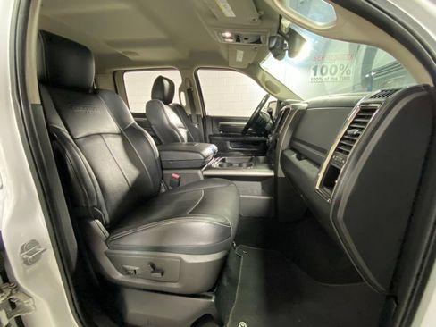 Used 2018 RAM 2500 Laramie w/ Sport Appearance Group AWD/4WD image 34