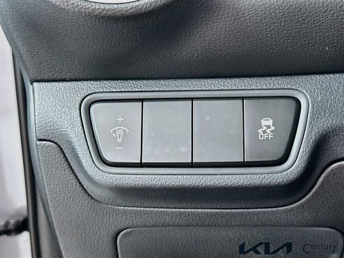 Certified 2024 Kia Forte LXS image 10