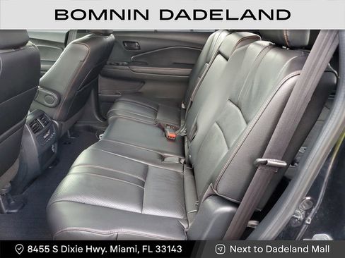 Used 2022 Honda Pilot TrailSport image 11