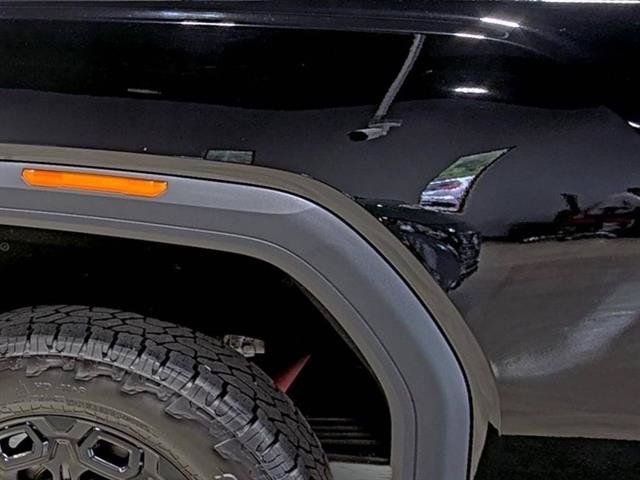 Used 2024 GMC Sierra 2500 Denali Ultimate AWD/4WD image 10