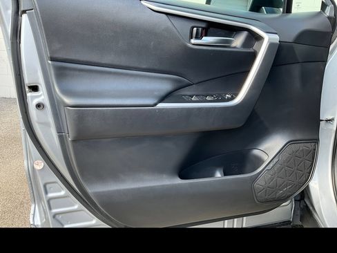 Used 2024 Toyota RAV4 XLE FWD image 24
