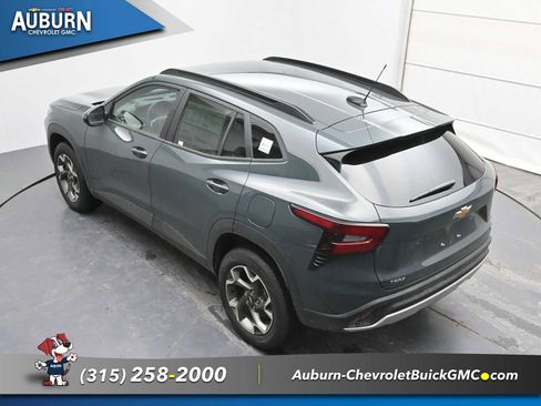 New 2026 Chevrolet Trax LT w/ LT Convenience Package image 27