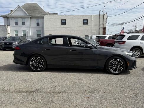 Used 2026 BMW 530i xDrive 530i xDrive image 9
