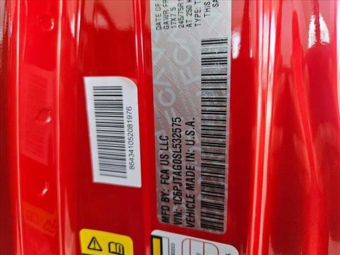 New 2025 Jeep Gladiator Sport image 16