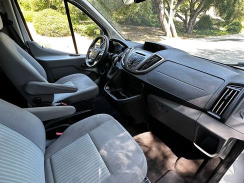 Used 2018 Ford Transit 350 XLT RWD image 23