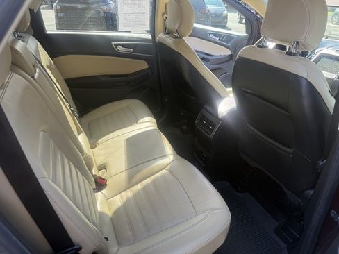Used 2018 Ford Edge SEL w/ Equipment Group 201A AWD/4WD image 41