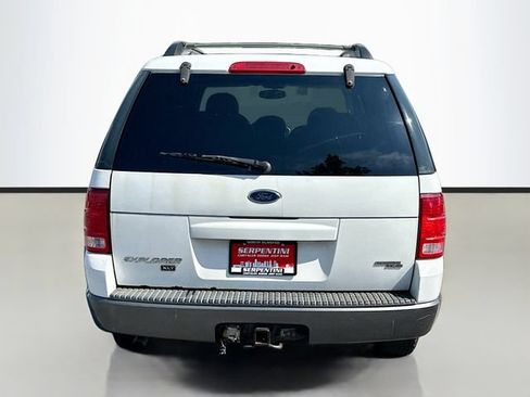 Used 2005 Ford Explorer XLT AWD/4WD image 7