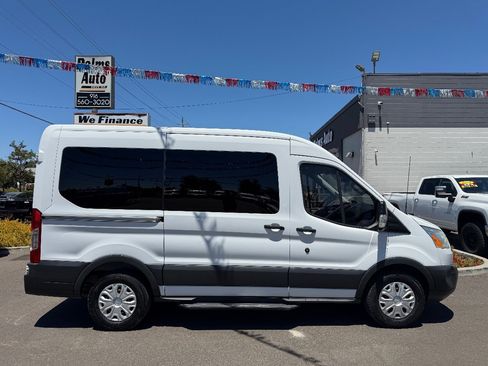 Used 2015 Ford Transit 150 XLT RWD image 8