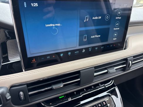 Certified 2023 Lincoln Corsair AWD w/ Equipment Group 101A image 21