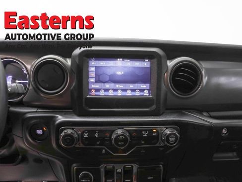 Used 2023 Jeep Wrangler Unlimited w/ Cold Weather Group AWD/4WD image 12