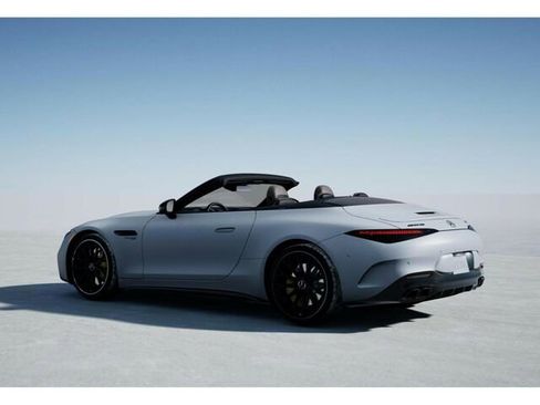 New 2026 Mercedes-Benz SL 63 AMG 4MATIC image 31