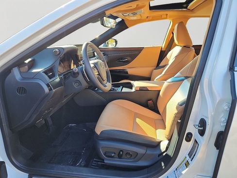 Used 2023 Lexus ES 250 w/ Premium Package image 14