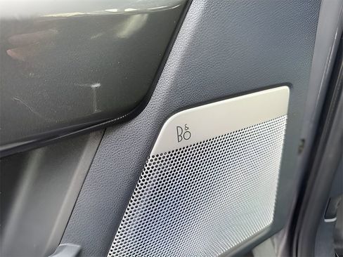 Used 2021 Ford F150 Lariat image 19