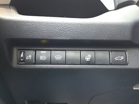 Used 2025 Toyota RAV4 XLE w/ Convenience Package image 20